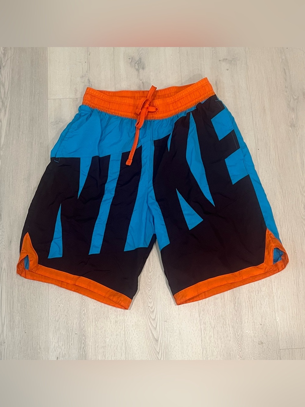 Nike Shorts Throwback Size M Graphic Basketball Blue Orange Retro Logo Spell Out